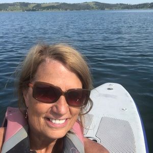 Meet your Posher, Gayle